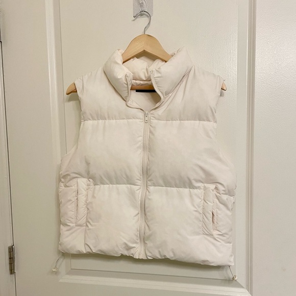 Cream Colored Puffer Vest - Picture 2 of 7